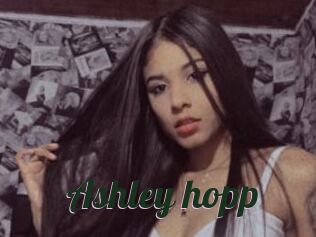 Ashley_hopp