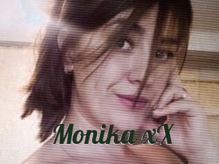 Monika_xX